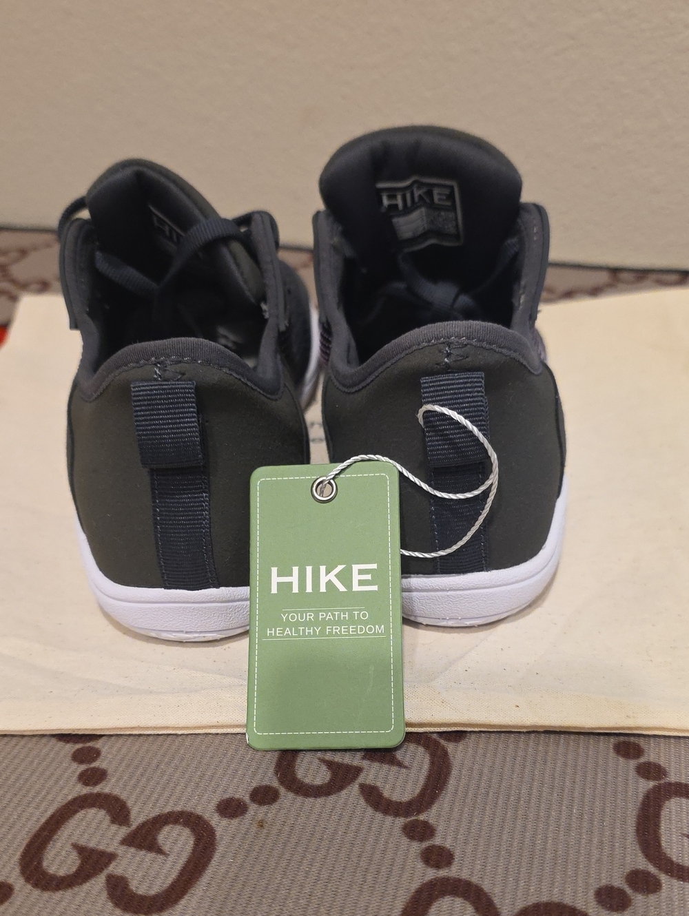HF Grey Knit Slip-On Sneakers Size 7 - Picture 3 of 8